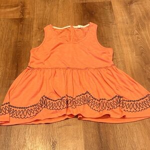 Taylor & Sage Coral Flowy Top